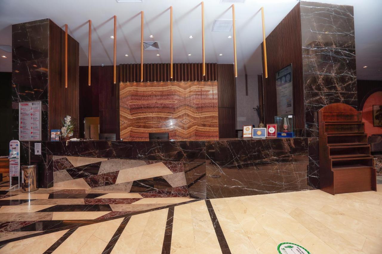 The Green Park גזיאנטפ מראה חיצוני תמונה The lobby of the hotel