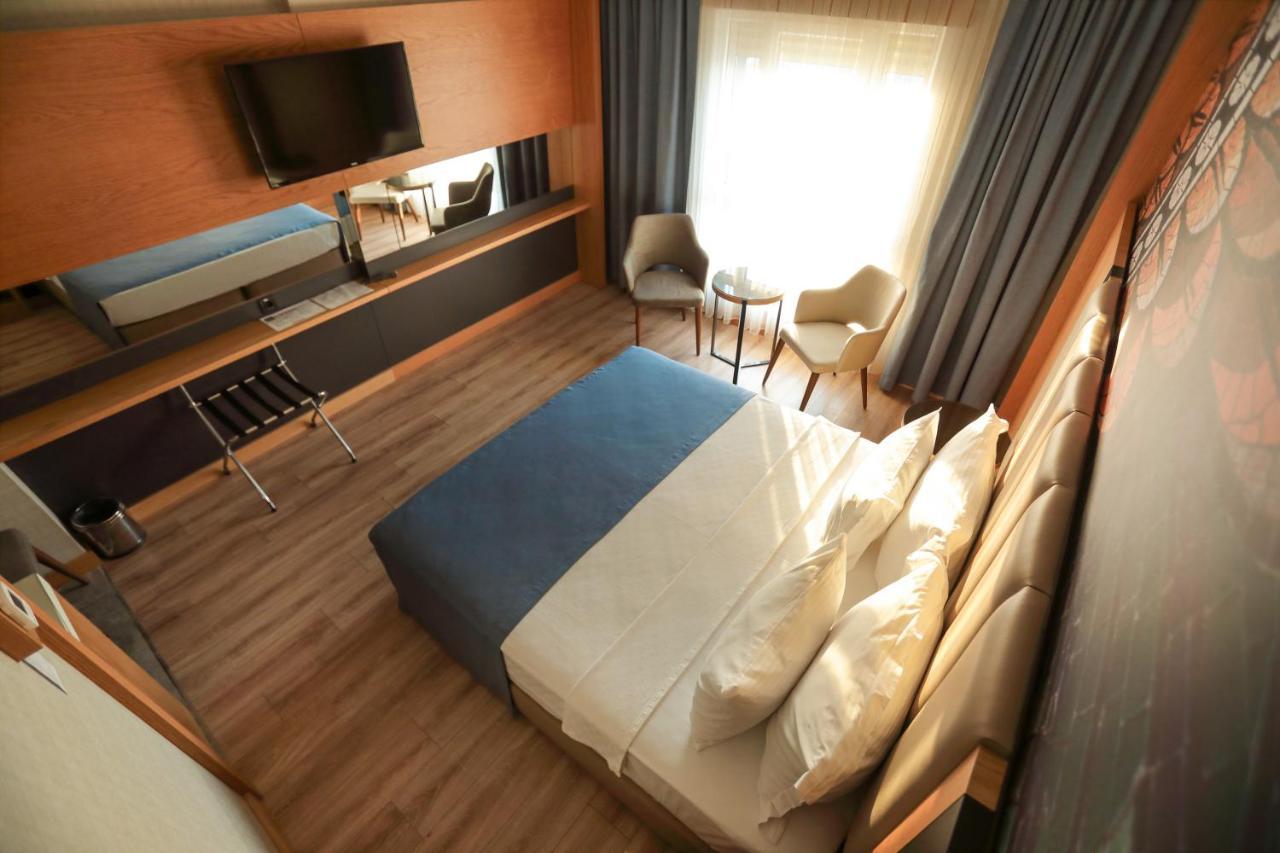 The Green Park גזיאנטפ מראה חיצוני תמונה A room at the hotel